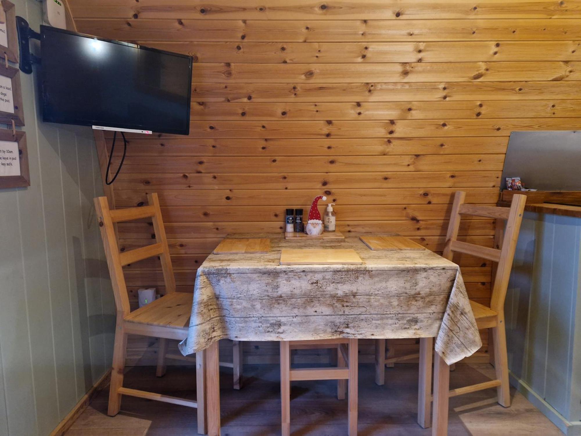 Hillside Havens Villa Dufftown Ngoại thất bức ảnh