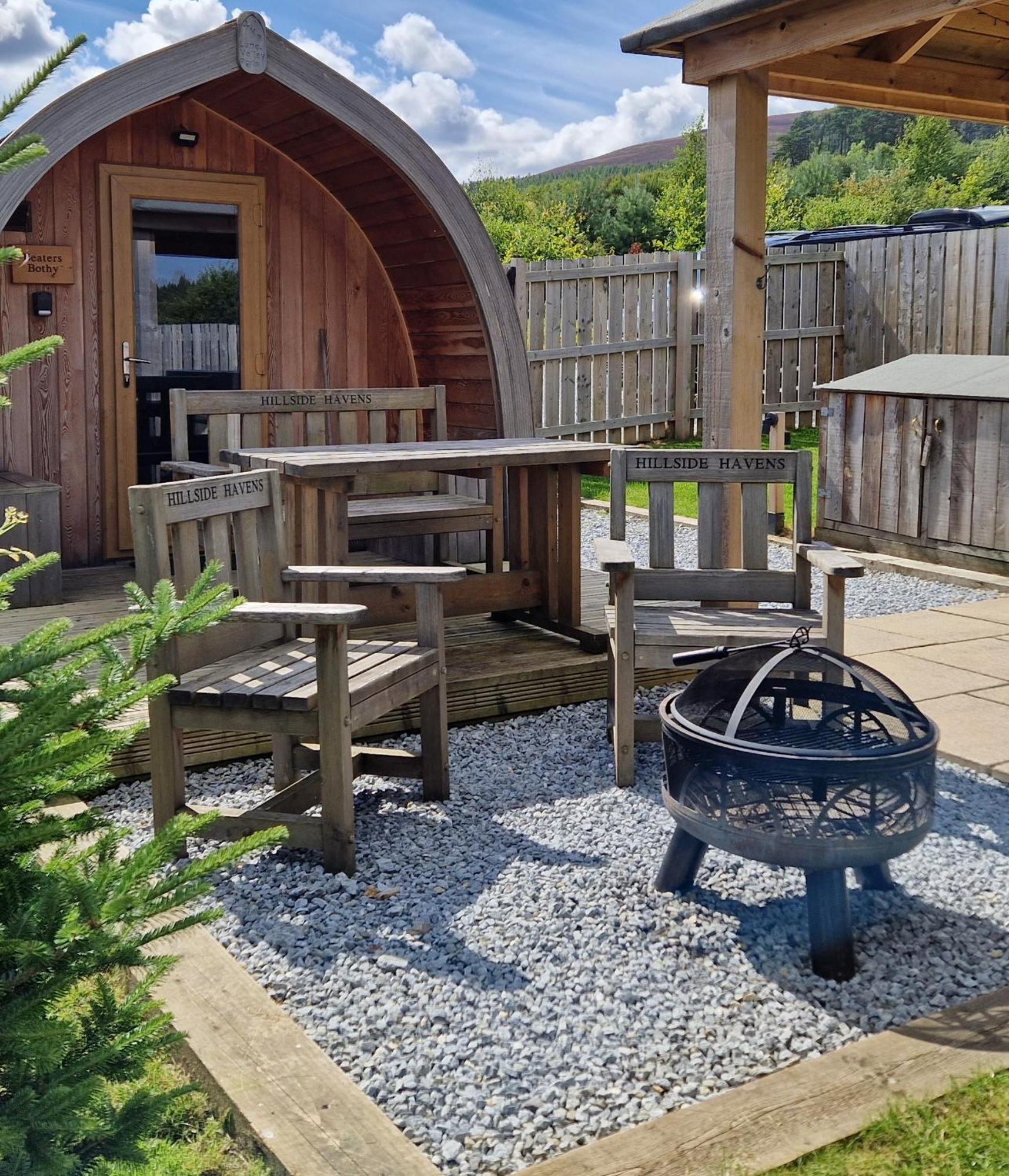 Hillside Havens Villa Dufftown Ngoại thất bức ảnh