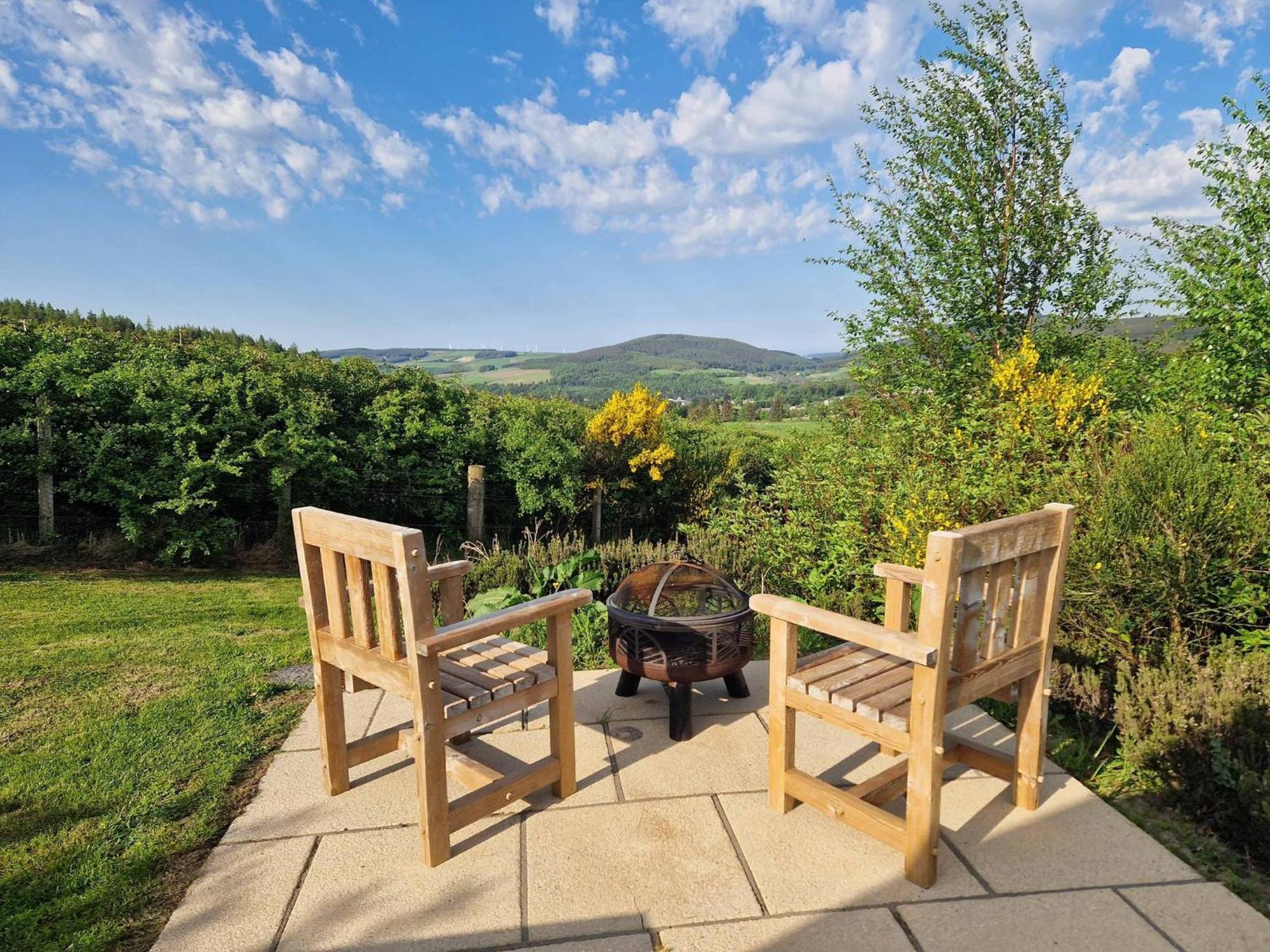 Hillside Havens Villa Dufftown Ngoại thất bức ảnh